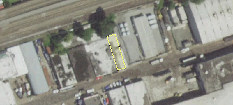 17041 Douglas Ave