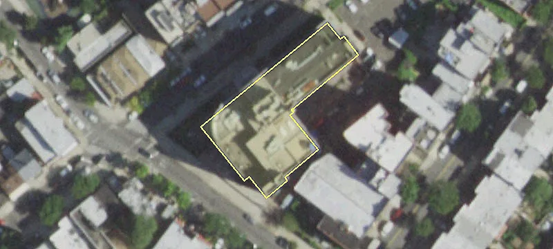 48 Cedar St
