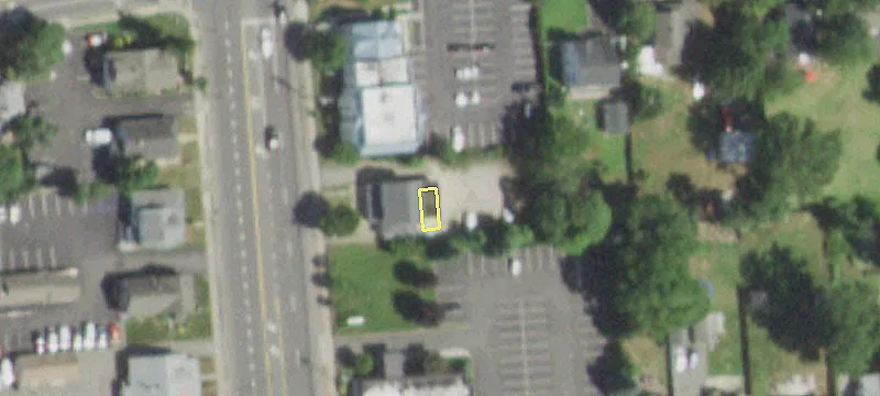91 Medford Ave