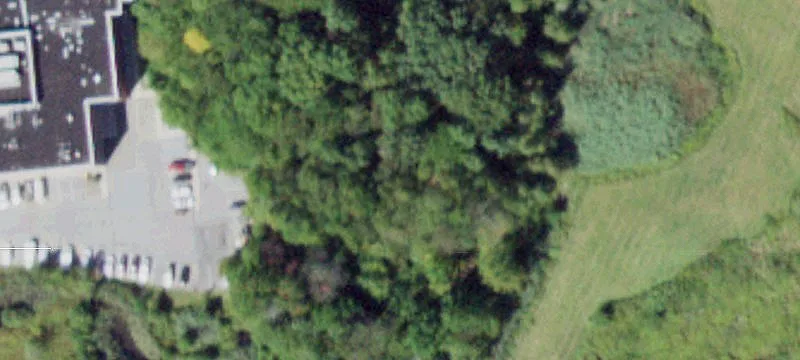 38 Commerce S Dr