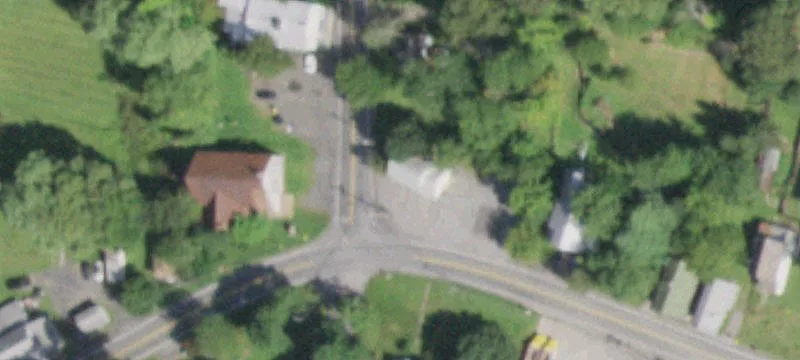 2 Maple Ave