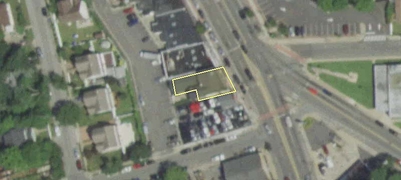 243 Nassau Rd