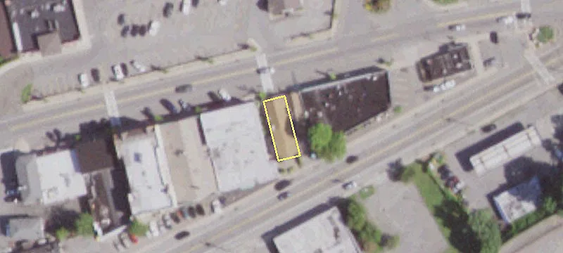 974-976 Lk Blvd