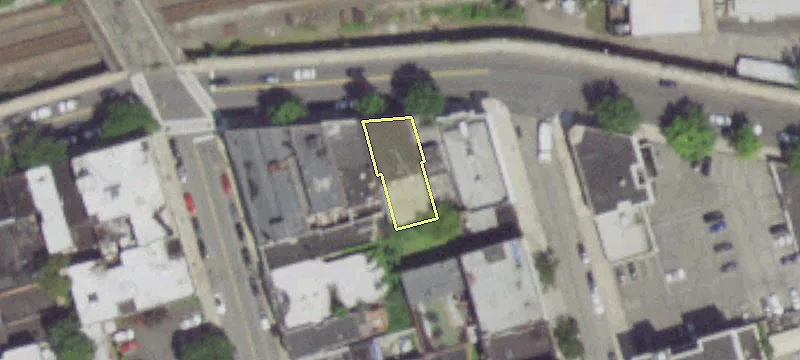 30 1st St