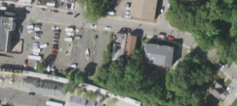 30 Lawrence St