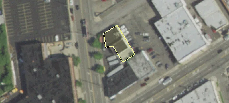 20 Denton Ave