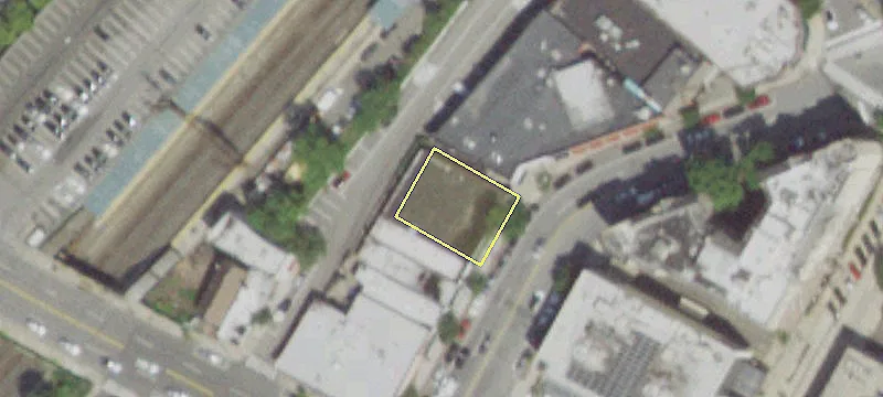 1895 Palmer Ave