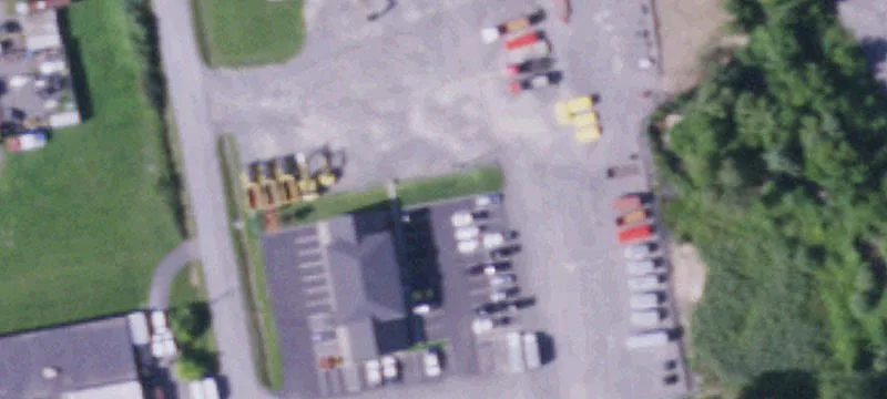 7104 Commercial Dr