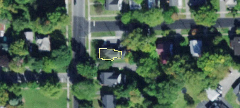 17 Leroy St
