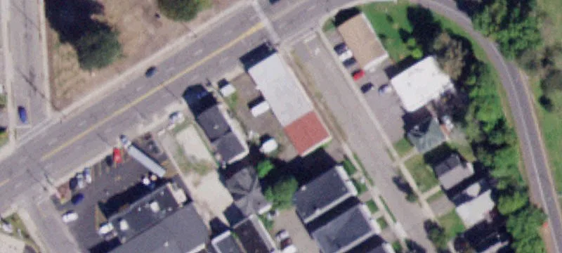 1412 Main St