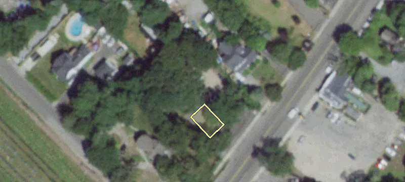 690 Montauk Hwy