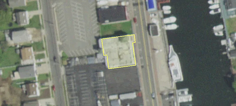 124 Woodcleft Ave