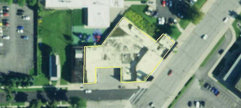 1786 Main St