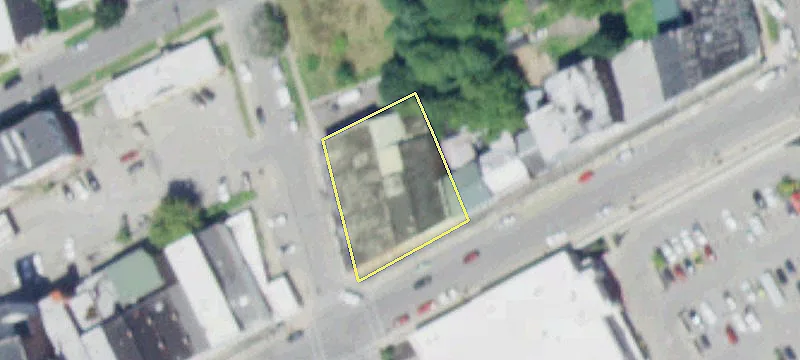 550 Main St
