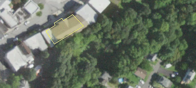 62 Vineyard Ave