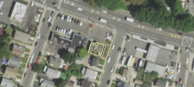 219 Hempstead Tpke