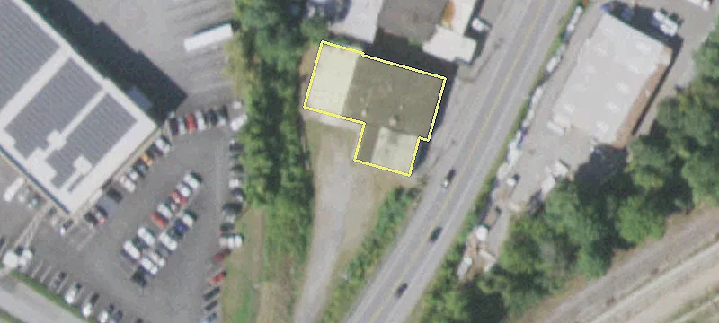12 Windsor Hwy