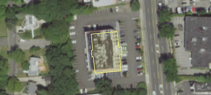 283 Commack Rd