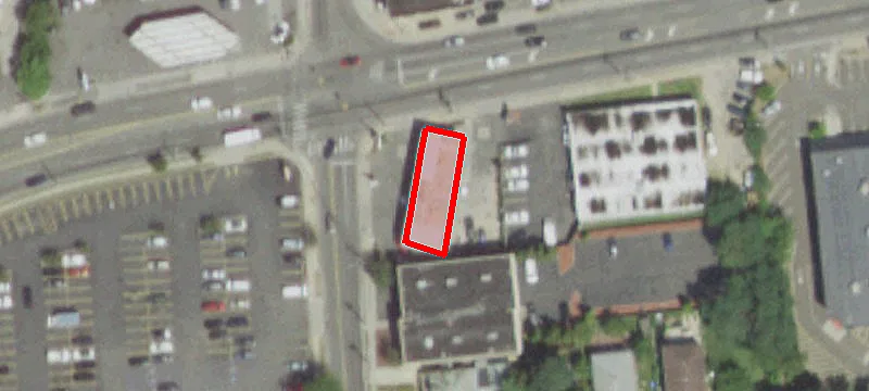 500 Burnside Ave