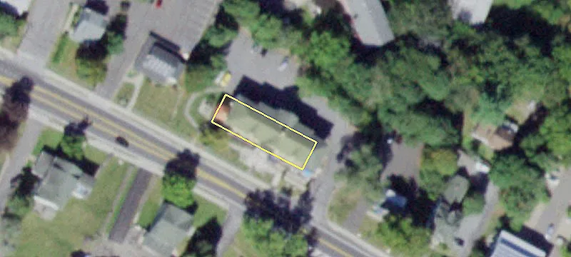 215 Main St