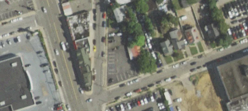 24 Old Franklin St