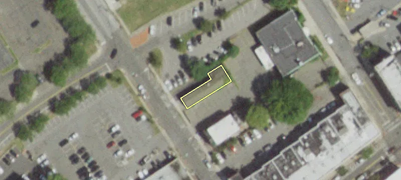 9 Yale St
