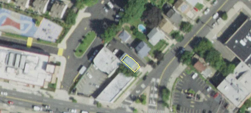 364 Decker Ave