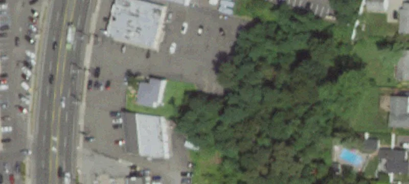 212 Commack Rd
