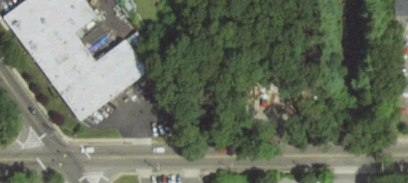 215 Wyandanch Ave