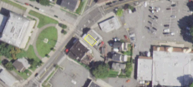 86 Croton Ave