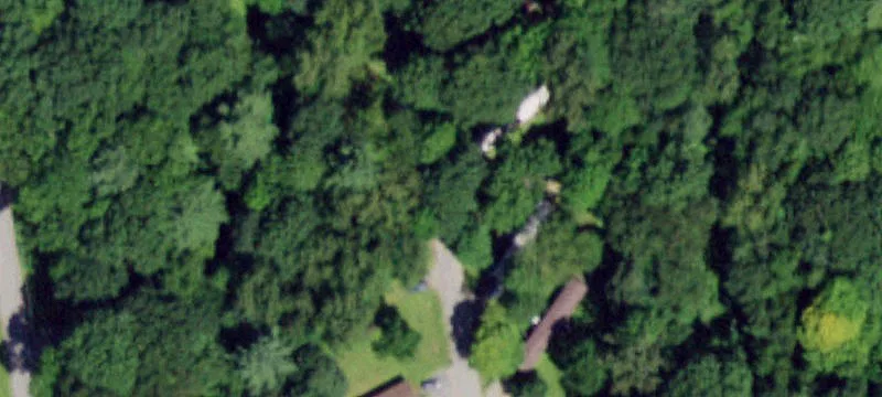 100 Gordon Ln