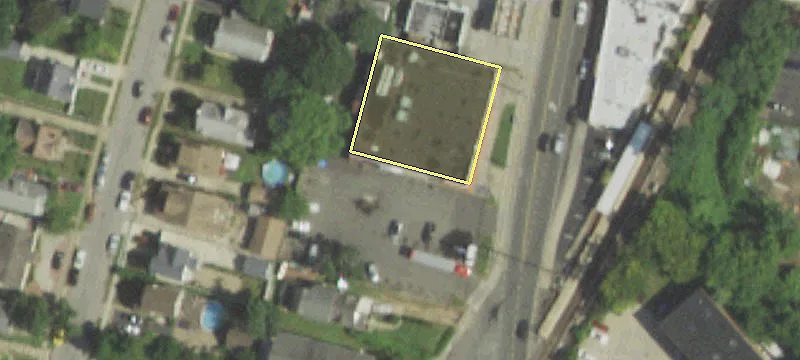 700 Woodfield Rd