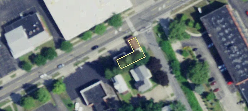 169 Main St