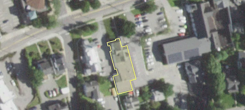 418 Bedford Rd