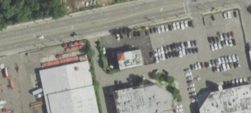399 John St