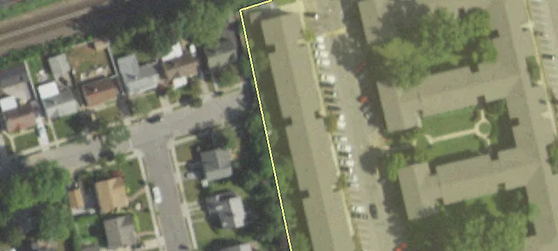 408 Old Country Rd