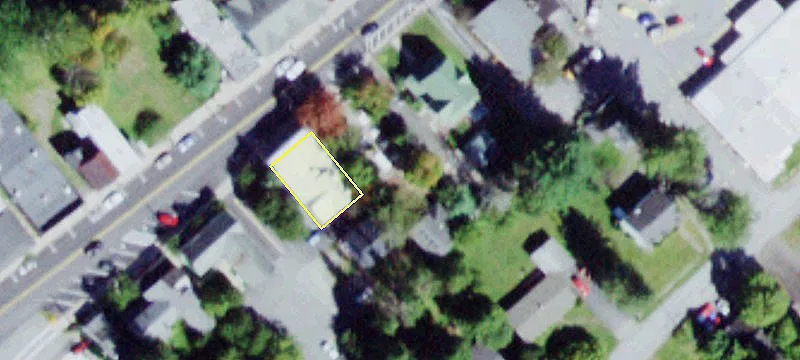 39 Main St