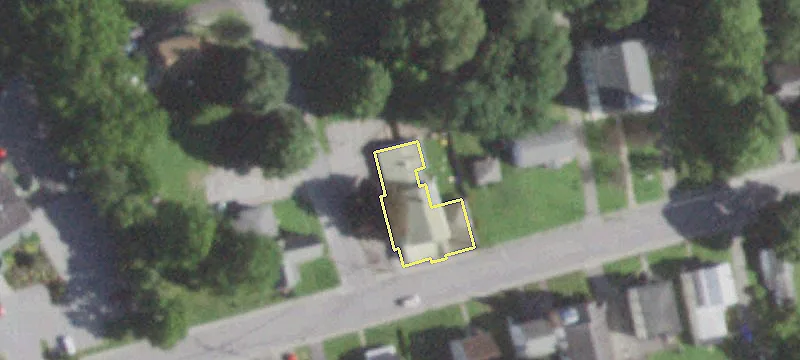 2 Reimer Ave