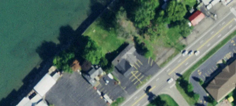4900 Lk Shr Rd