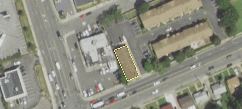 320 Peninsula Blvd