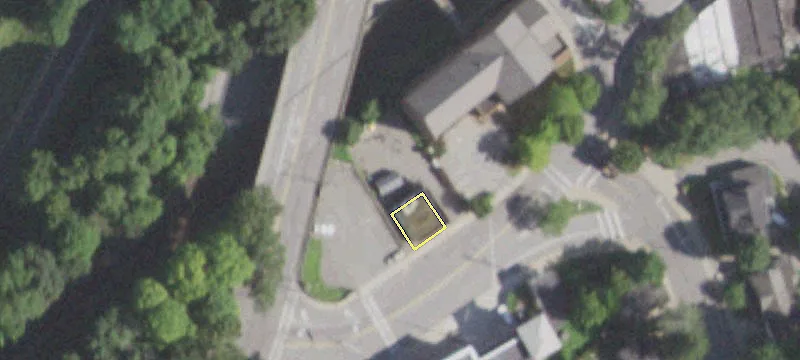 325 Bedford Rd