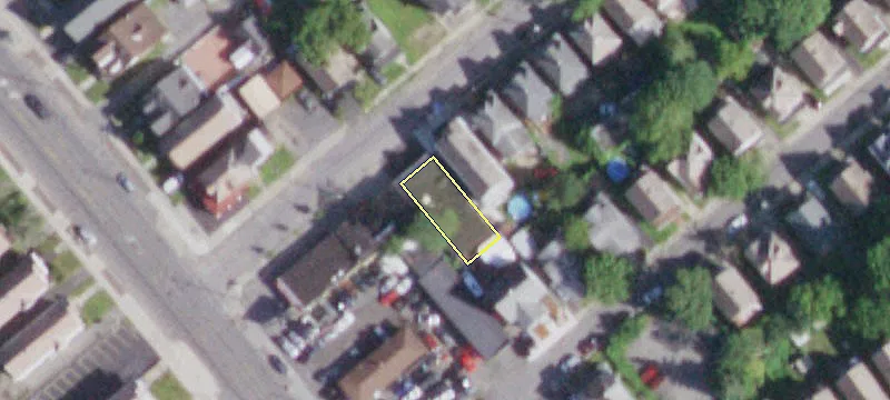 14 Willow Ave