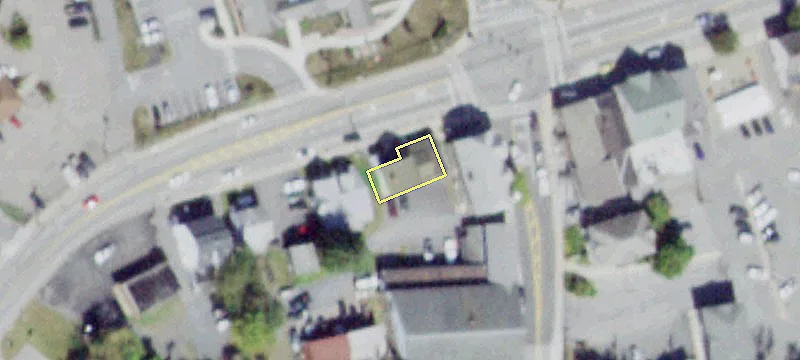 9 Main St