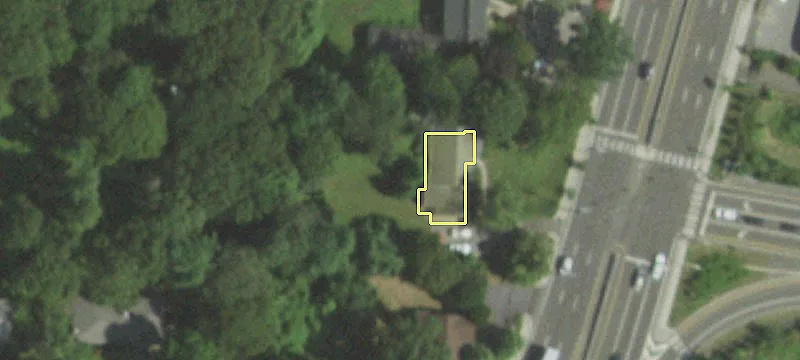 937 Walt Whitman Rd
