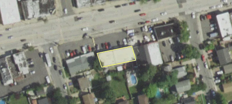 2554-2556 Merrick Rd