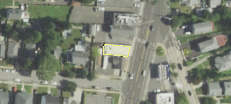 2026 Grand Ave