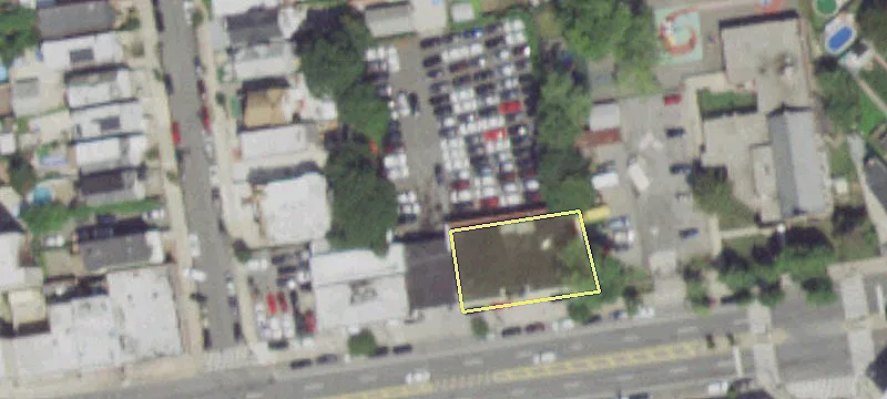 2543 Tremont Ave