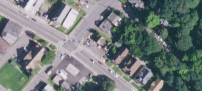 302 Main St