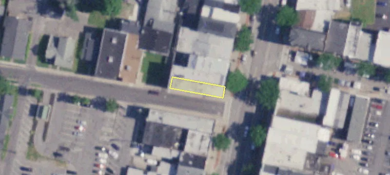 64 Main St
