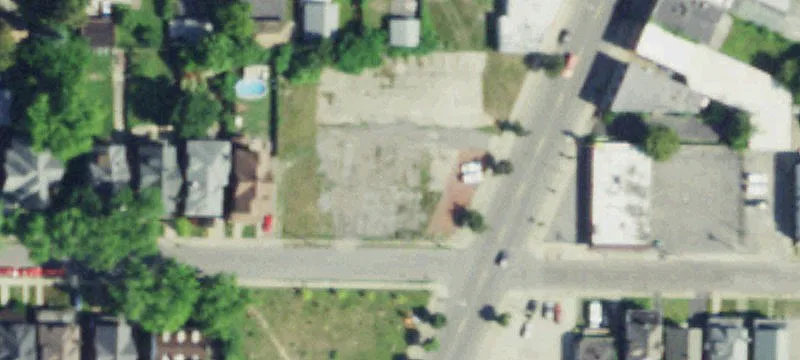 1202 Main St